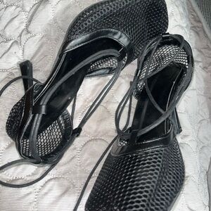 Source Unknown Black Mesh Heels